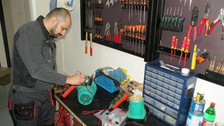 Servis